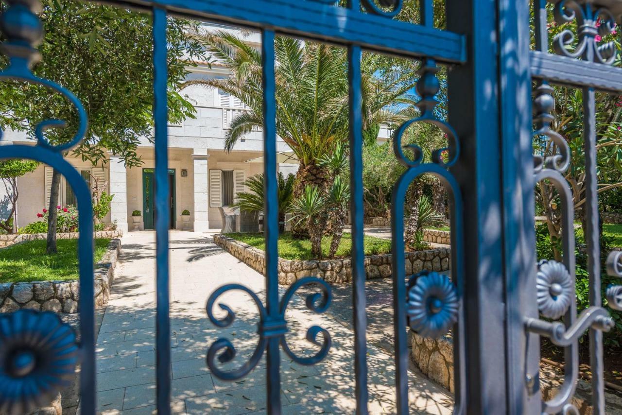 Villa Bella With Pool Novalja Eksteriør billede